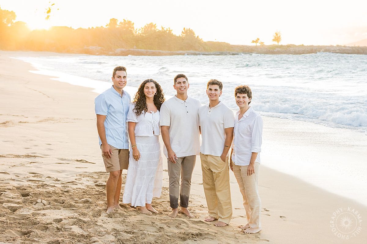 MAUI FAMILY PORTRAIT 