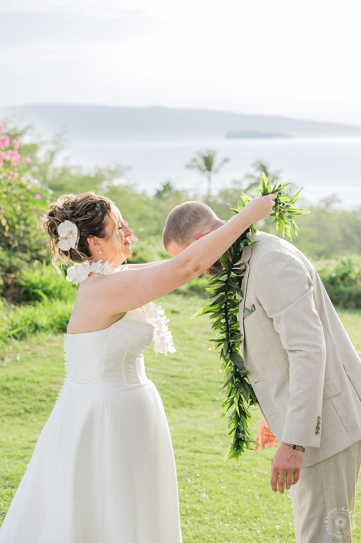 wedding in hawaii 