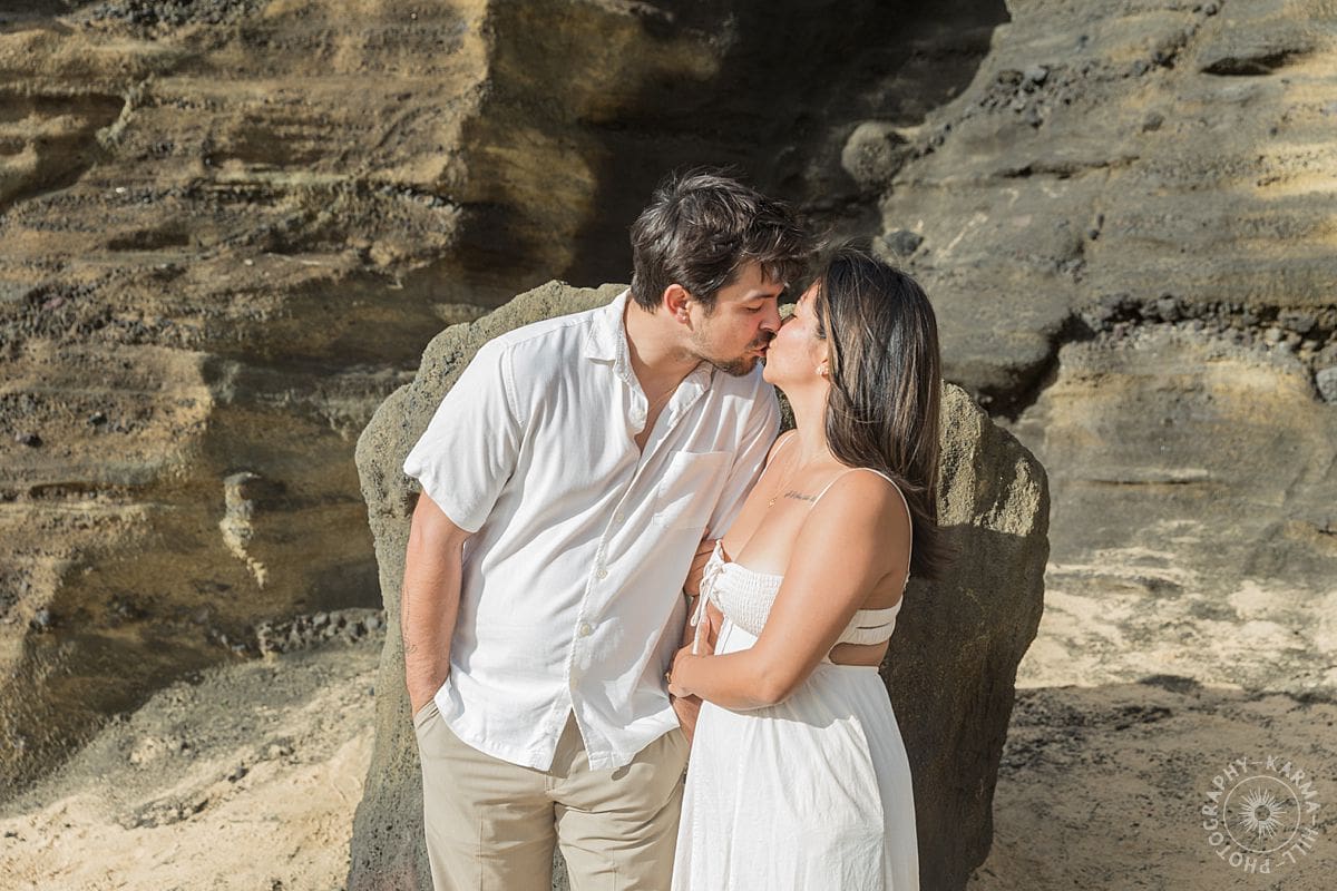 Oahu Engagement Portraits