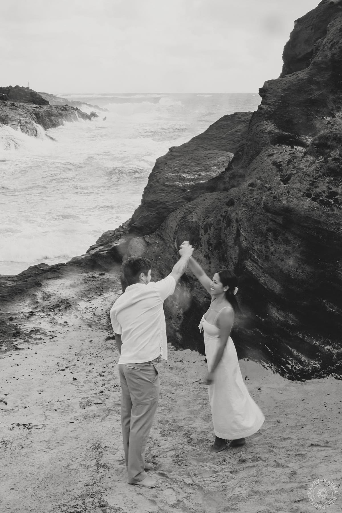 Oahu Engagement Portraits