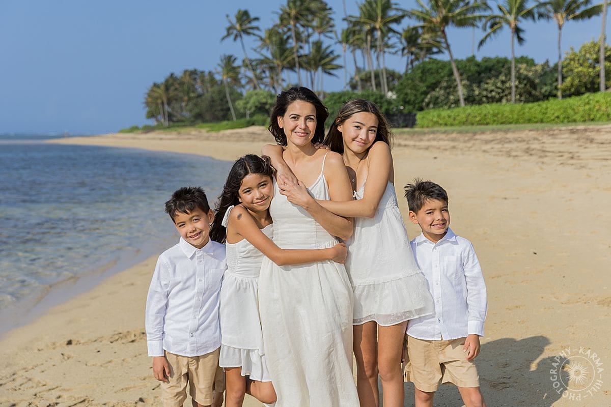 Oahu family portrait