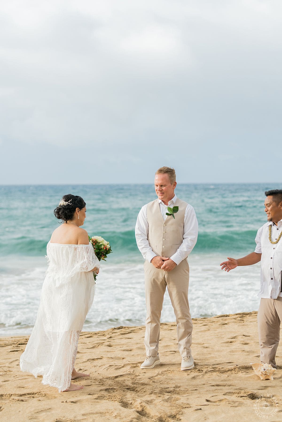 Maui beach elopement