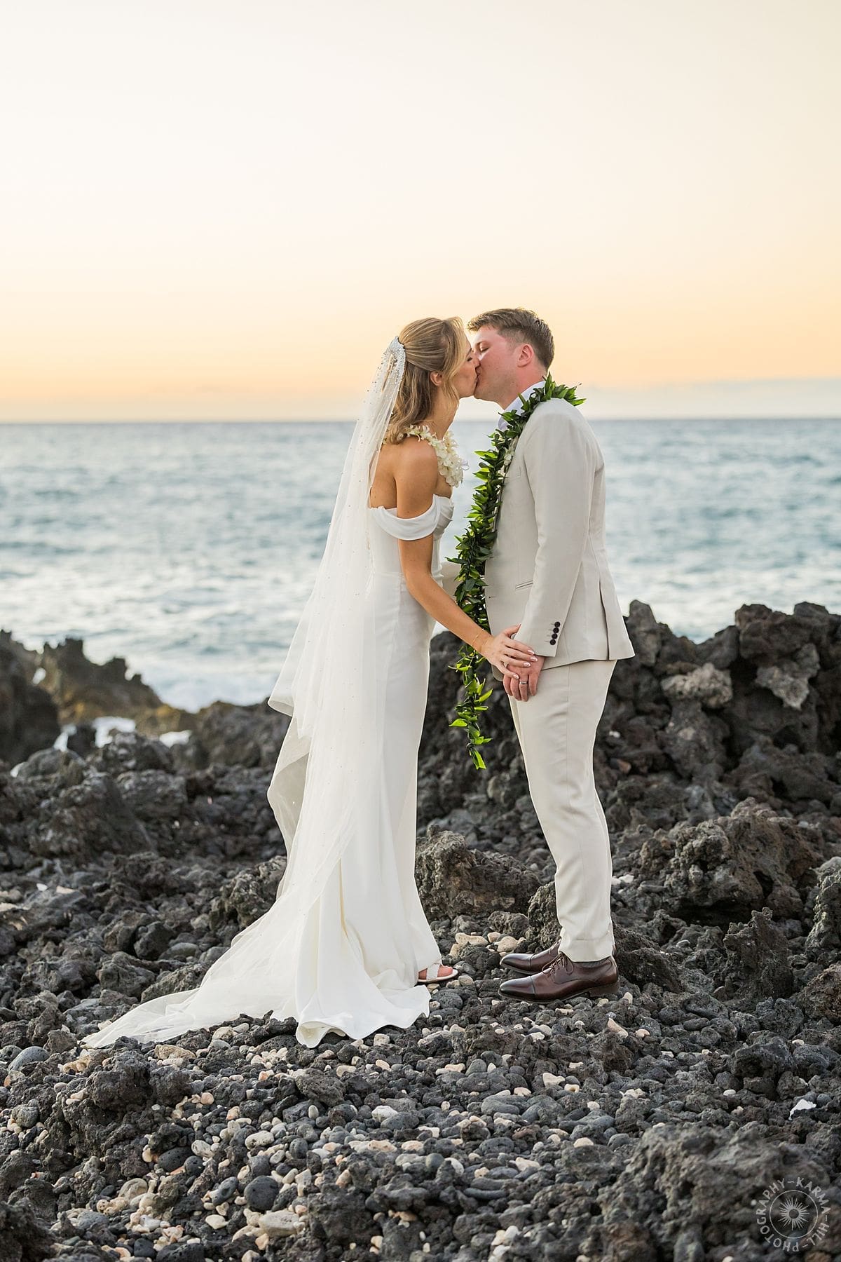 Hawaii venue wedding photography